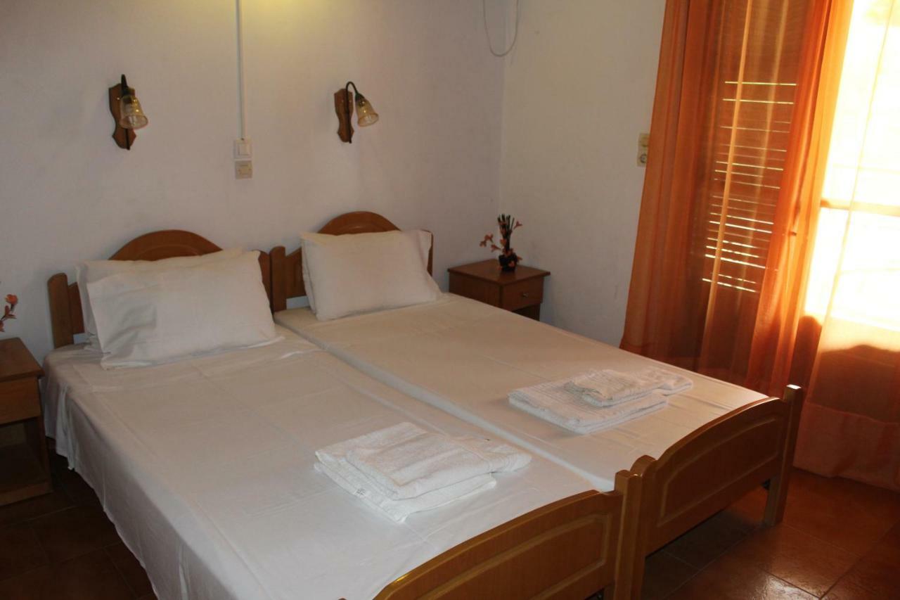 Smile 2 Apartment Kassiopi Bagian luar foto