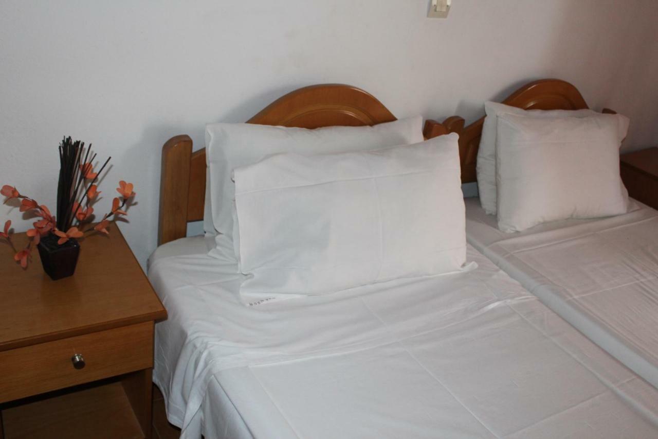 Smile 2 Apartment Kassiopi Bagian luar foto